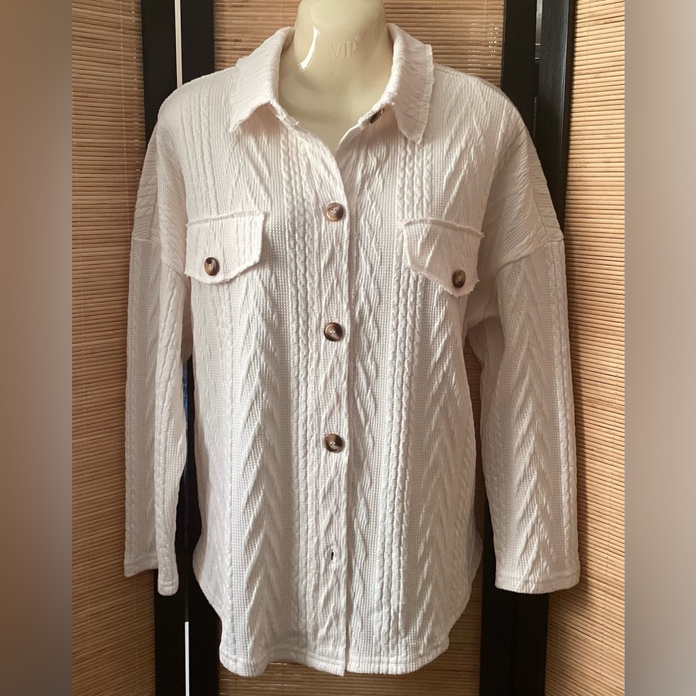 NWT Textured Shacket Cardigan Sz S button up ivory shirt jacket boutique